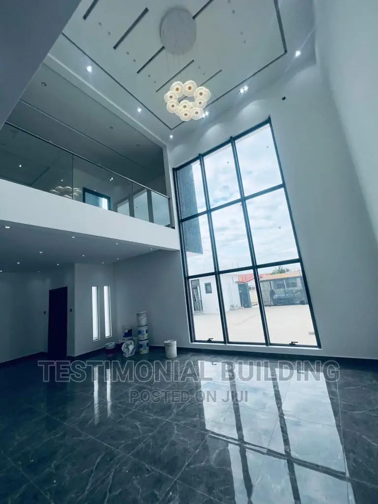 5bdrm House in Testimonial Building, Nmai-Dzorn for sale
