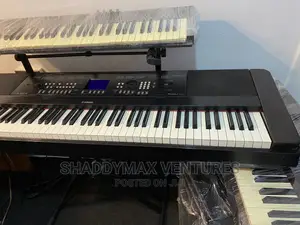 Yamaha DGX 650 Portable Grand Piano/Keyboard