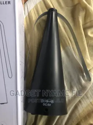 Chemical Free Tabletop Fly Repeller Fan