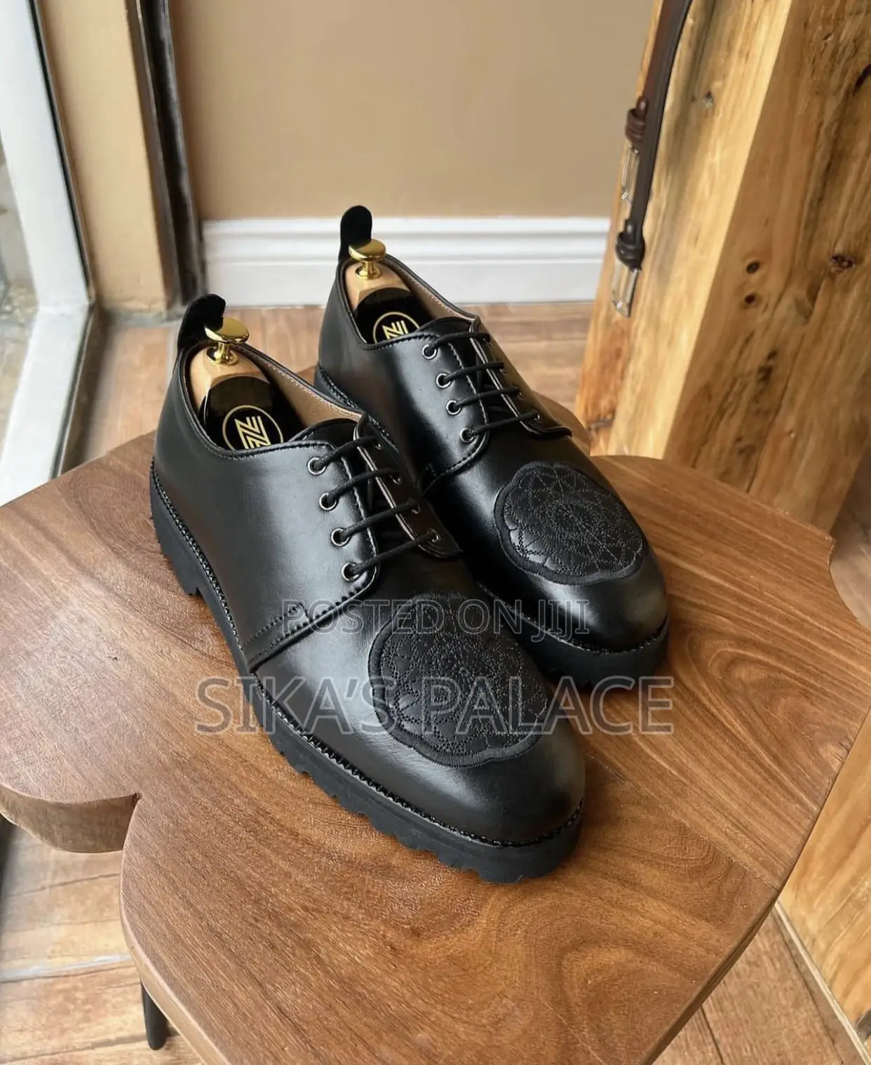 Upper Leather Shoe