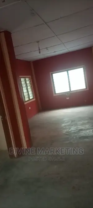 4bdrm Apartment in Santa Maria, Accra Metropolitan for sale