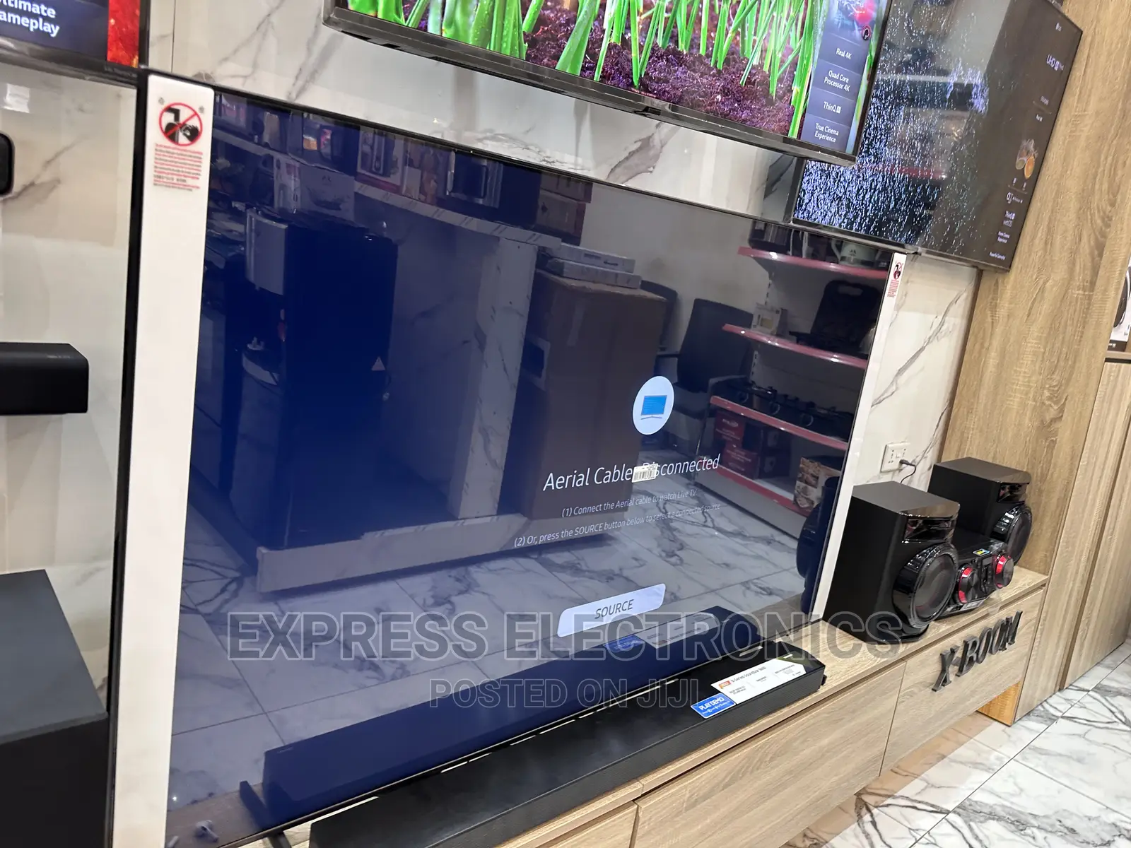 65cu80002 UHD Smart Glossy Samsung Led Very Neat