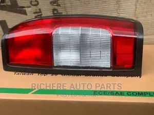 Nissan Hardbody Tail Light