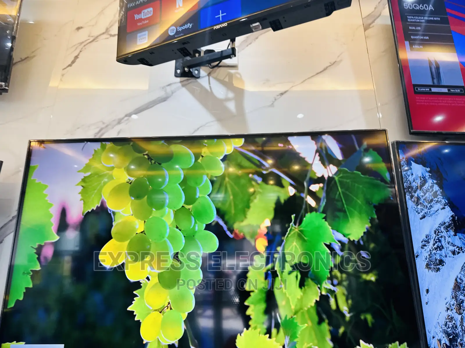 Very Adorable  LG UHD Smart 43”Up77