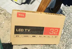 Glossy LED Electric Black TCL D3200 32 Inches HDR Tv