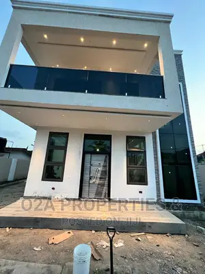 4bdrm House in Baatsona Total for sale