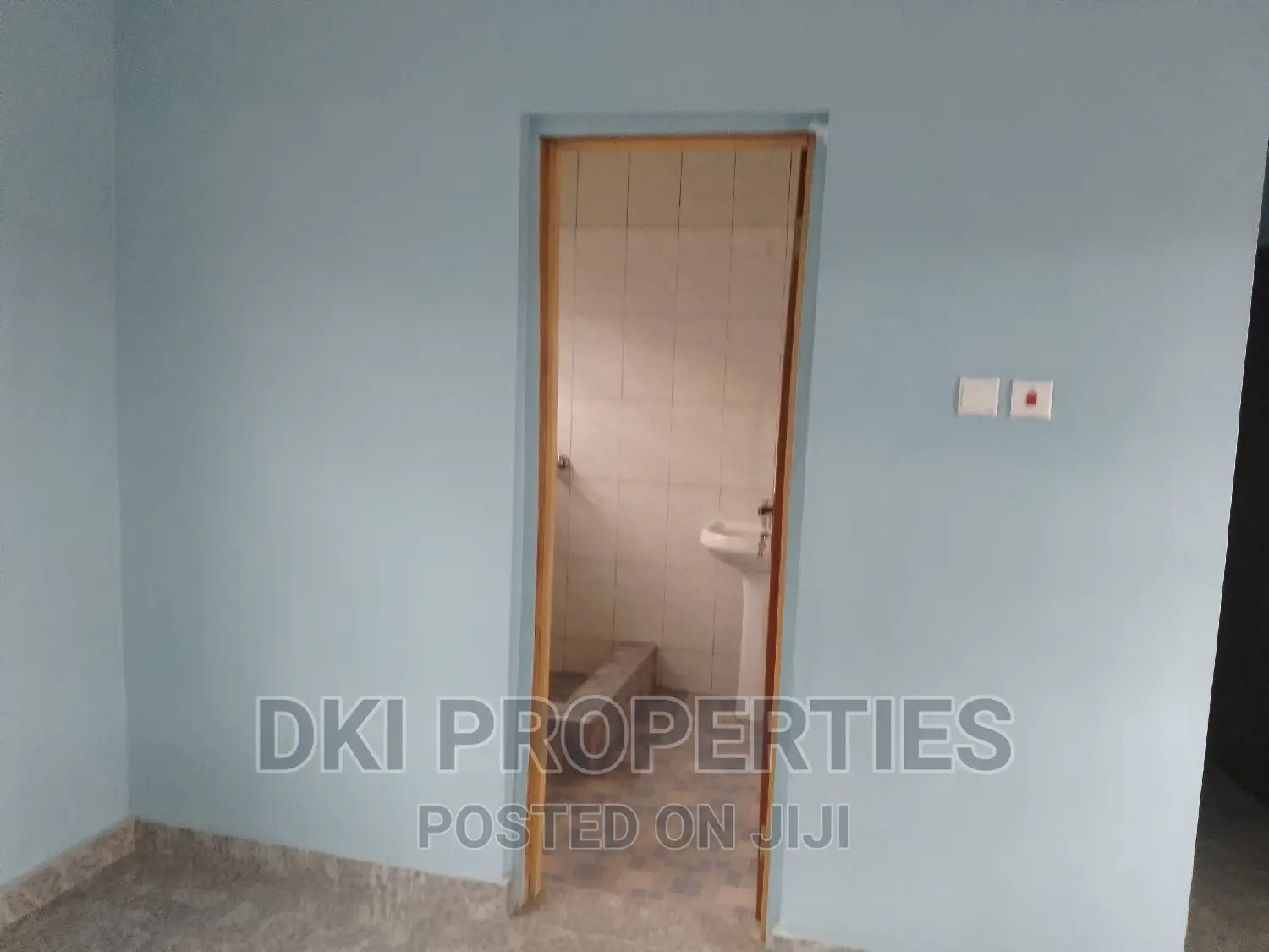 3bdrm House in Dki Properties, Oyibi for rent