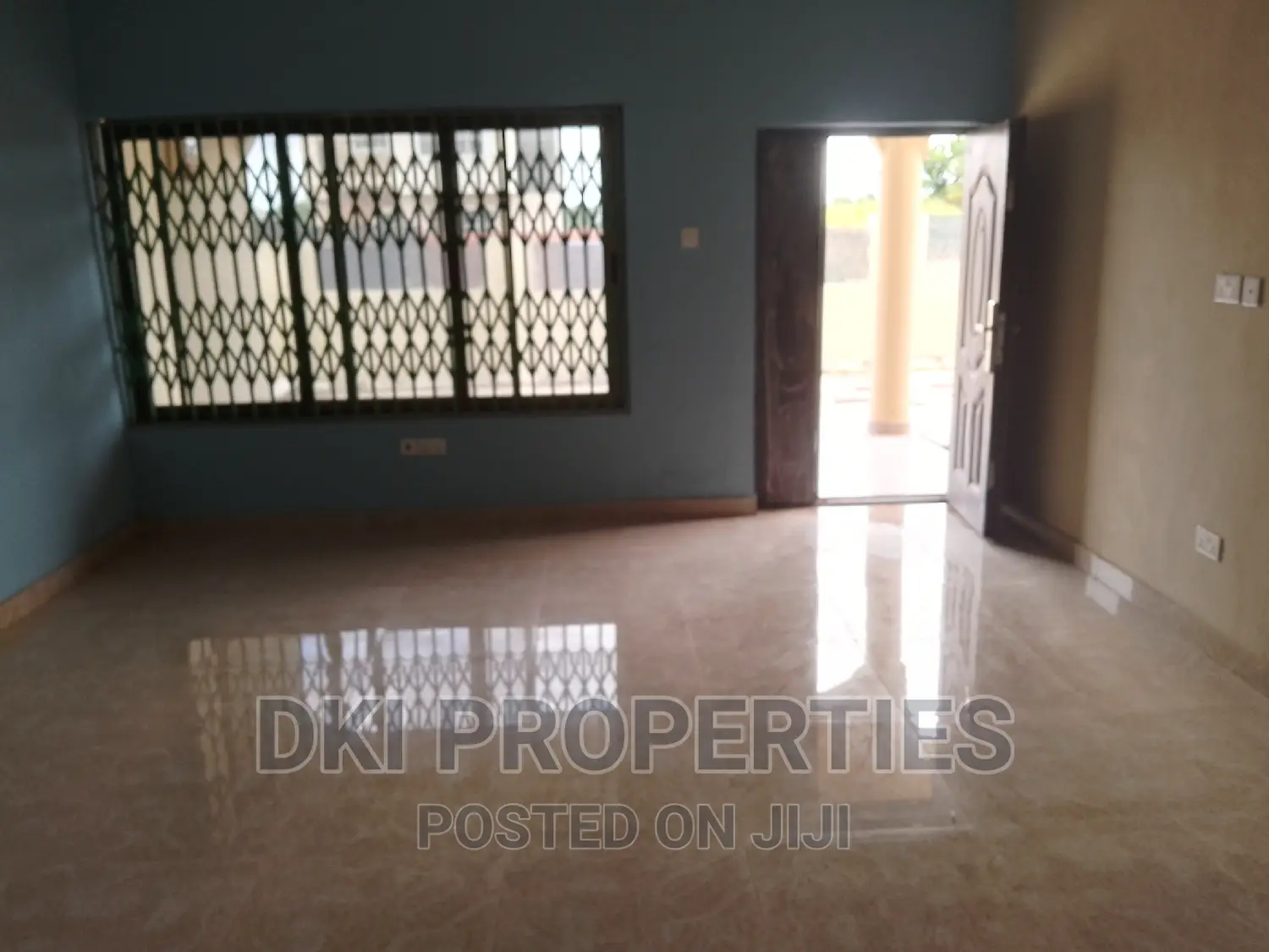 3bdrm House in Dki Properties, Oyibi for rent
