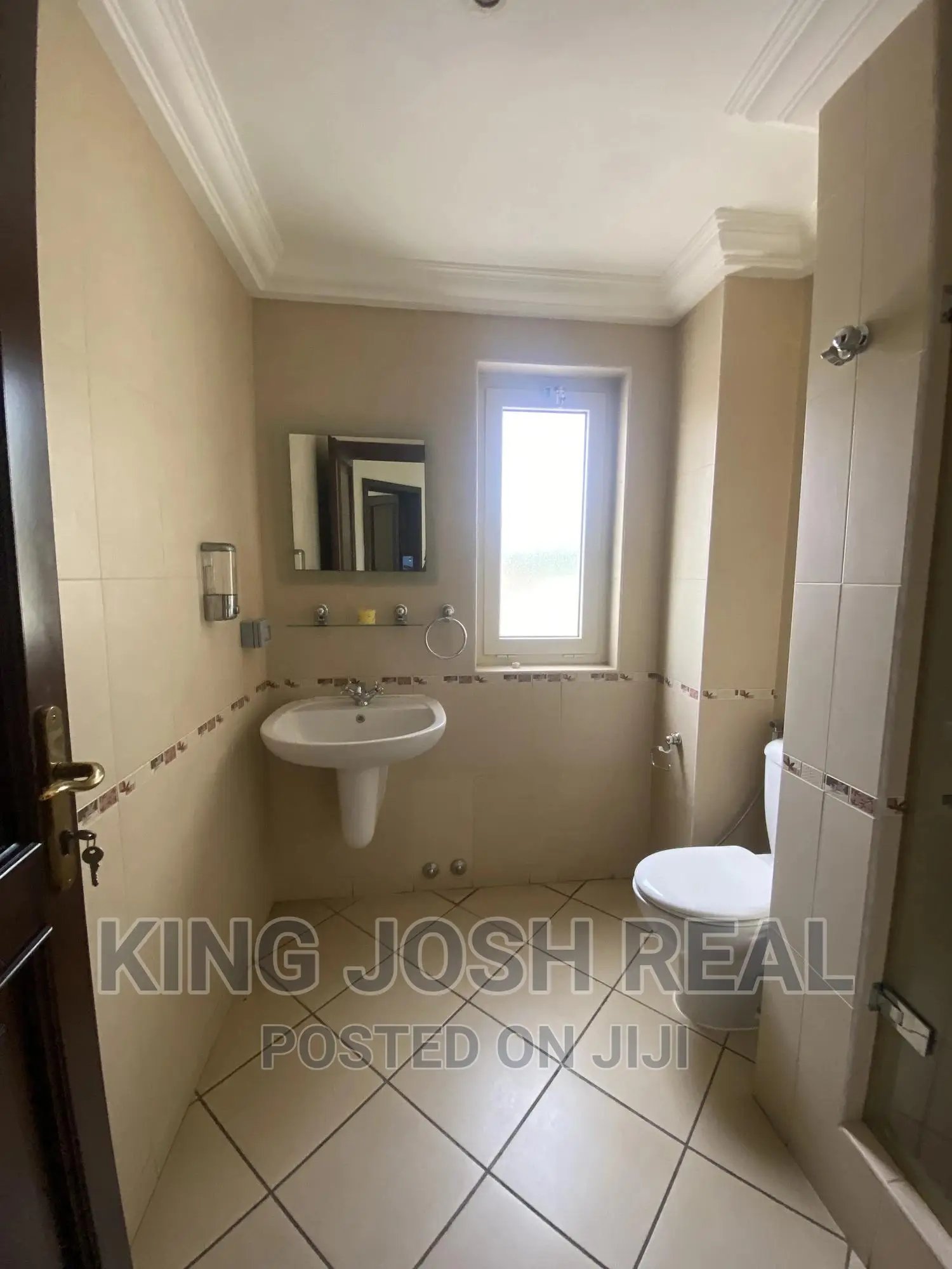 3bdrm Apartment in Villagio, Airport Residential Area for rent