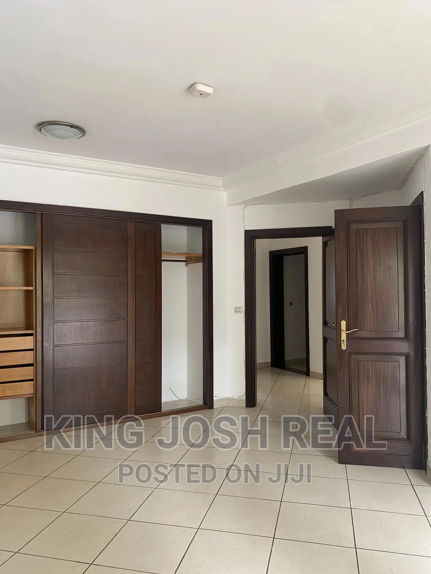 3bdrm Apartment in Villagio, Airport Residential Area for rent