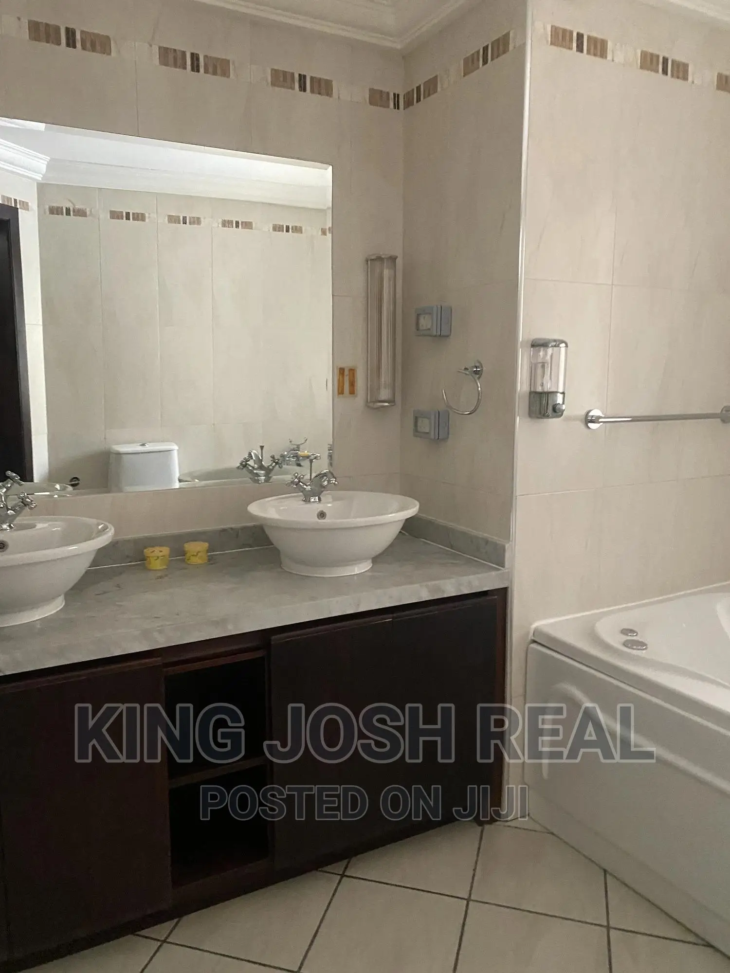 3bdrm Apartment in Villagio, Airport Residential Area for rent