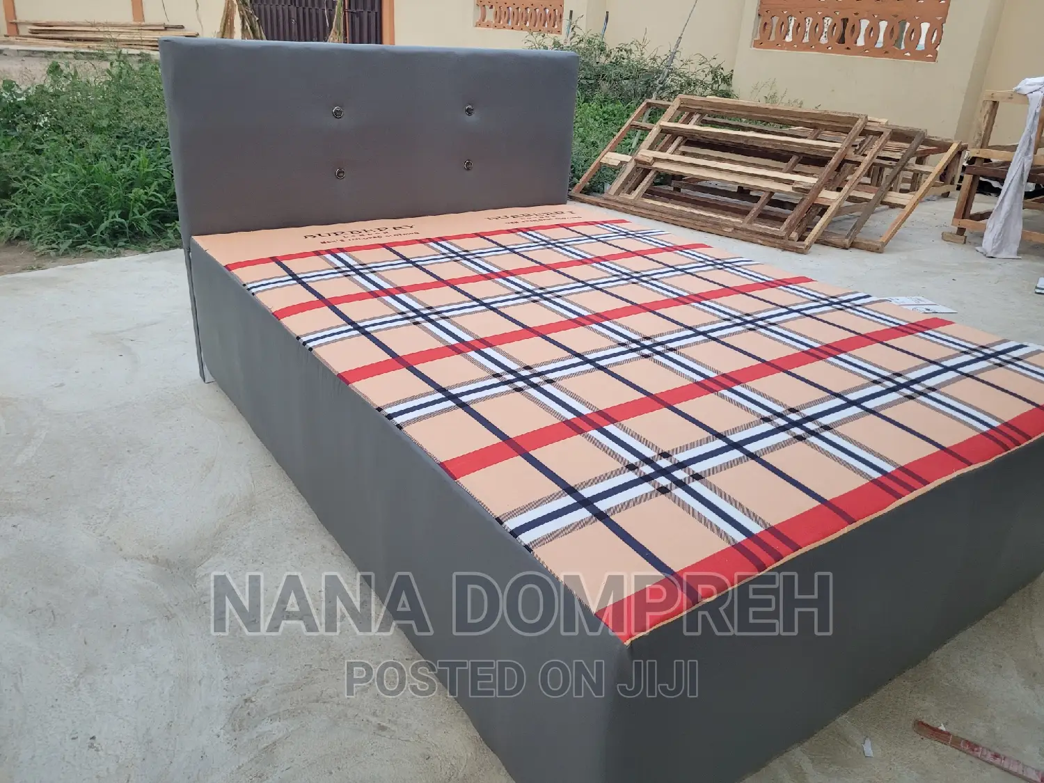 Inbuilt Double Bed