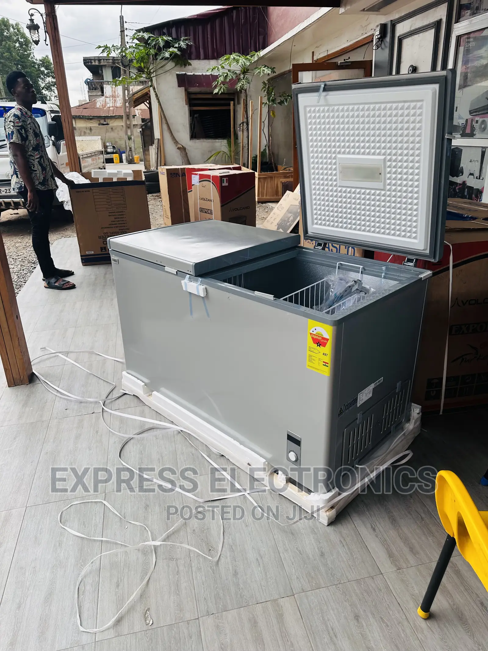 Powerful Compressor Double Door Chest Freezer Nasco 424L