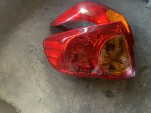Toyota Corolla 2009- 2010 Taillight