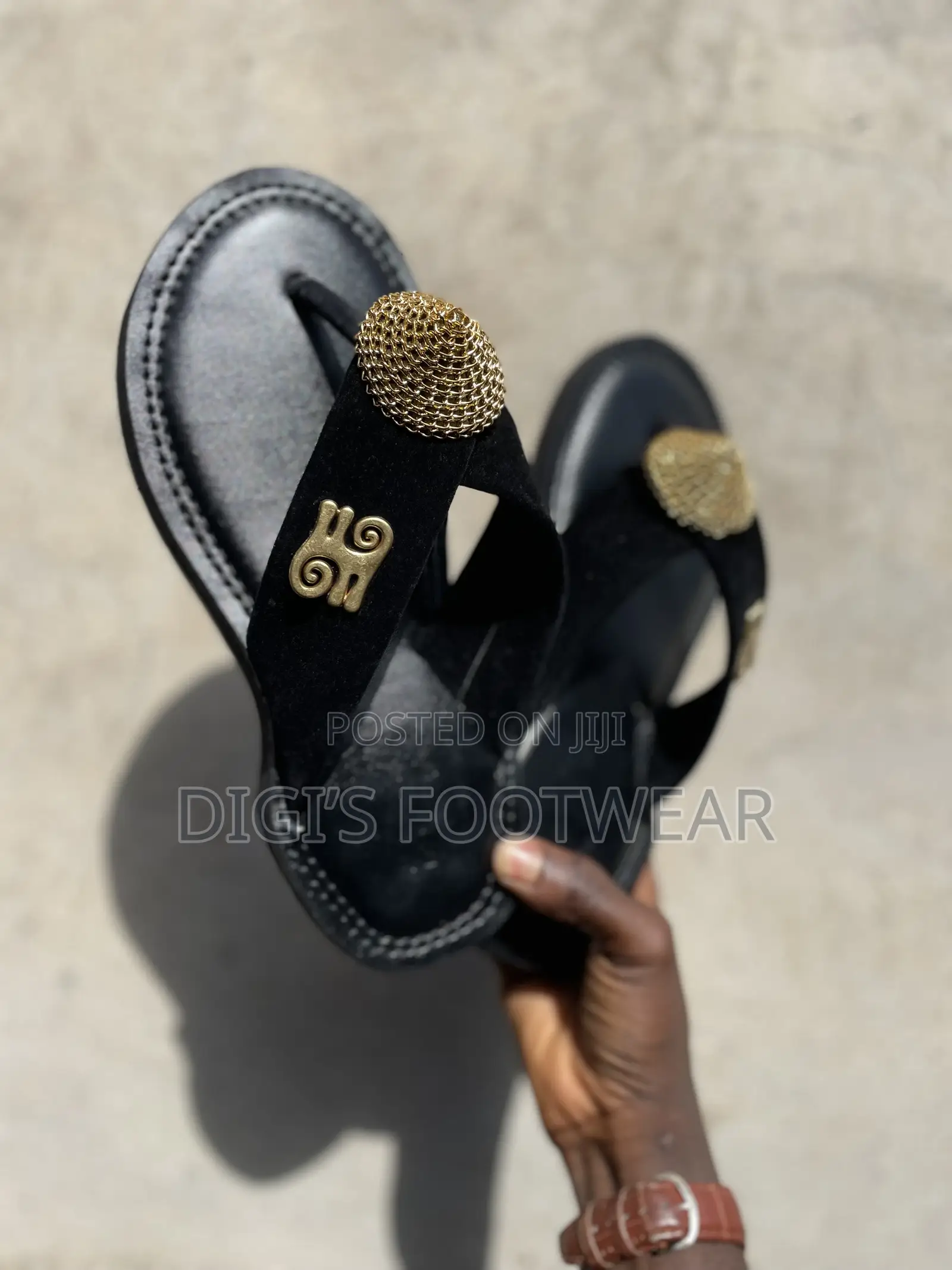 Black Suede Chawchaw/Ahenema
