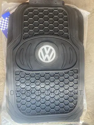 VW Touareg Floor Mats