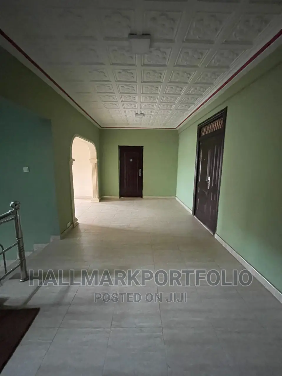 8bdrm House in Weija for sale