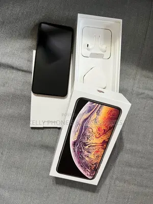 New Apple iPhone XS Max 64 GB Black