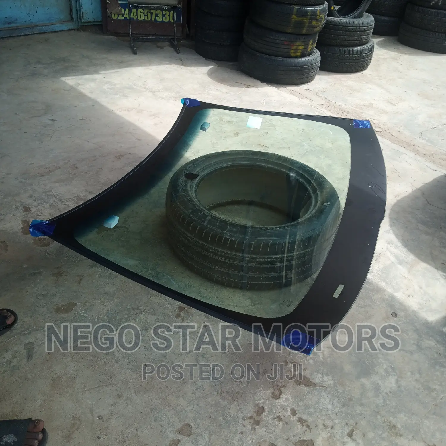 Ford Edge 2010 Front Windscreen