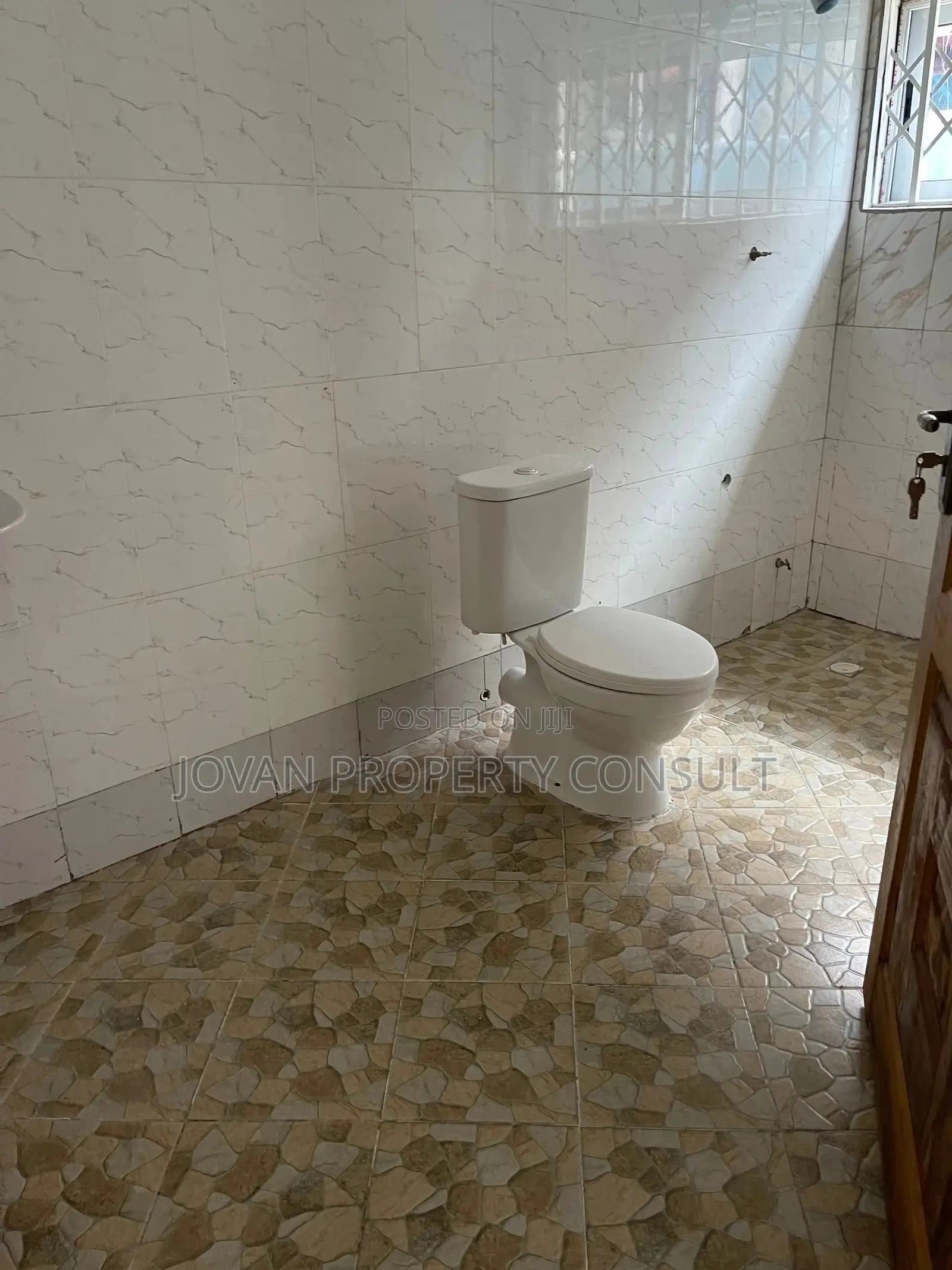 5bdrm House in Amasaman Satellite for rent