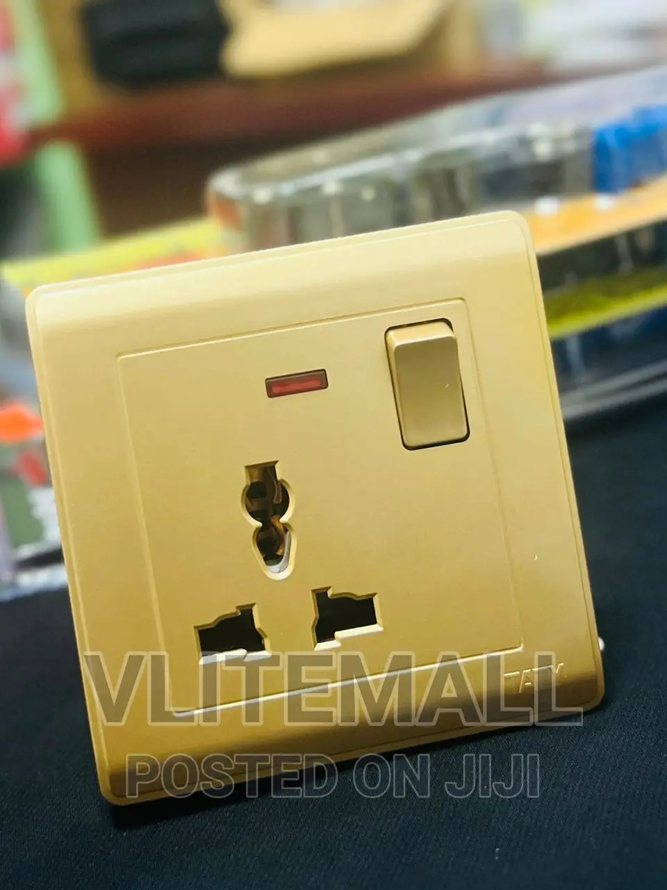 Taty Single Socket - Gold
