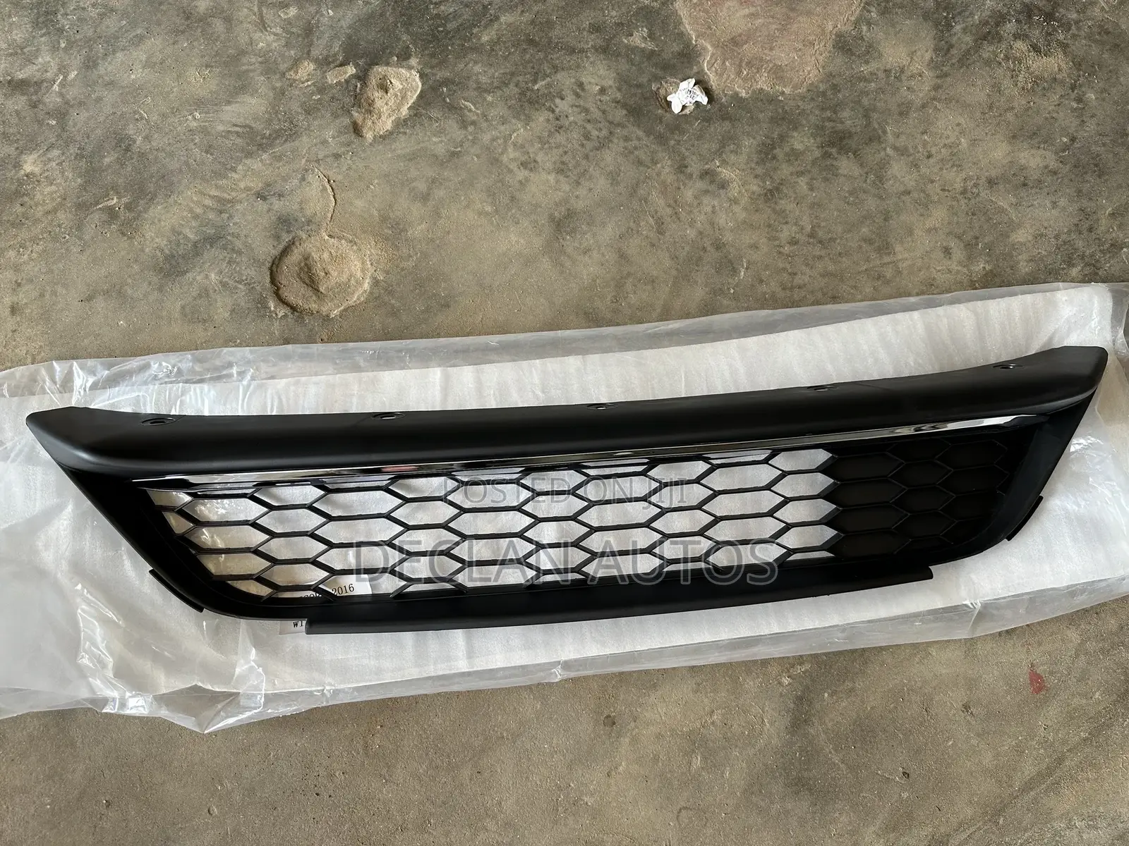 2016-2017 Honda Accord Sedan Front Bumper Lower Grille