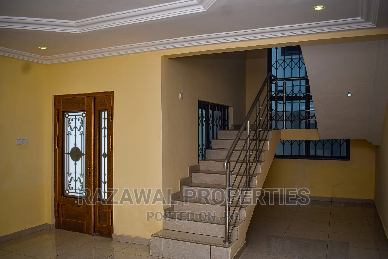 3bdrm House in Sakumono for sale