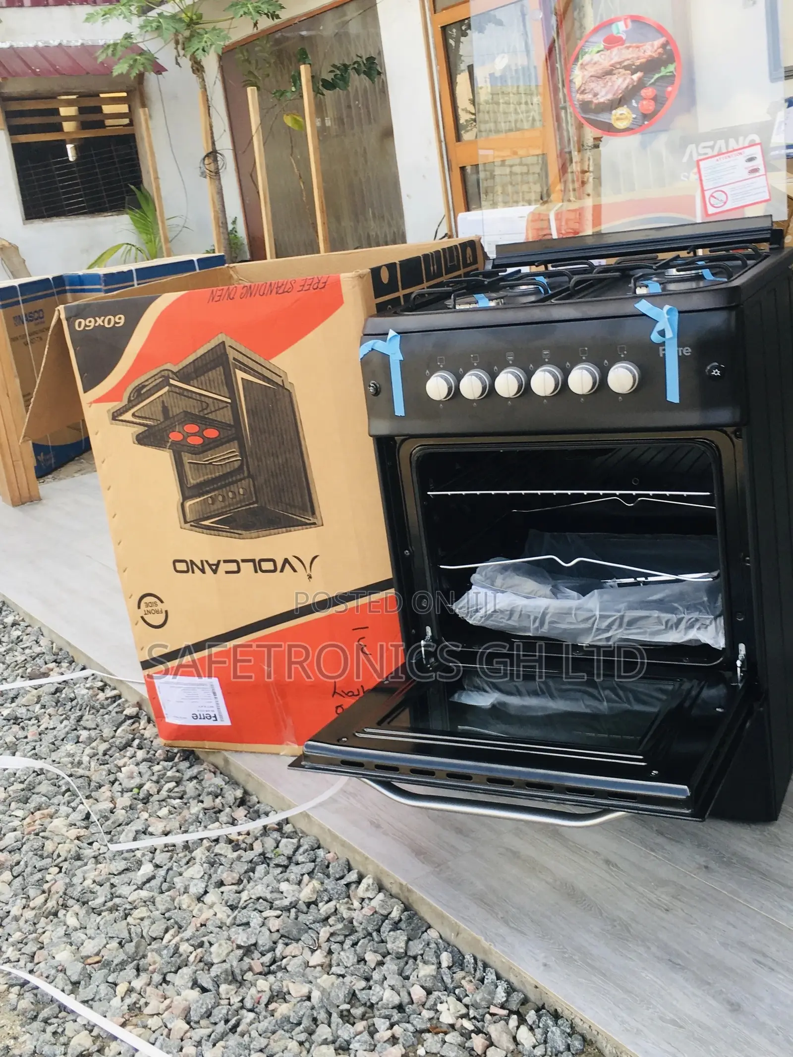Ferre 4 Gas Oven With Grill Black 60x60 Glass Lid Cooker