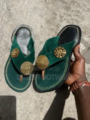 Green Suede Modern Ahenema/Chawchaw