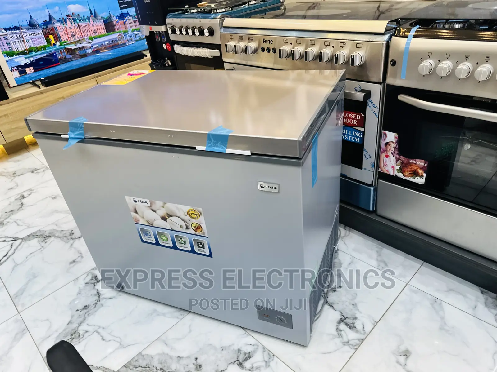 Lovely  PCF-370 (290ltrs) Chest Freezer Pearl