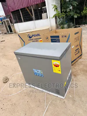 Spectacular PCF-370 (290ltrs)Chest Freezer Pearl