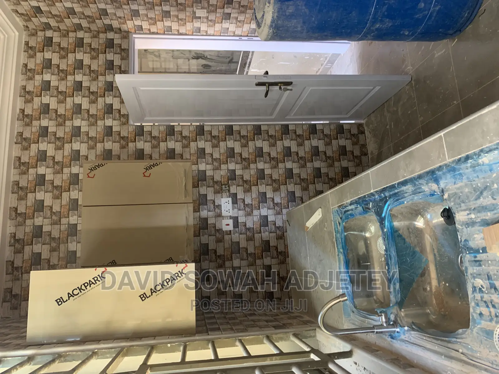 2bdrm Apartment in Malik, Teshie for rent