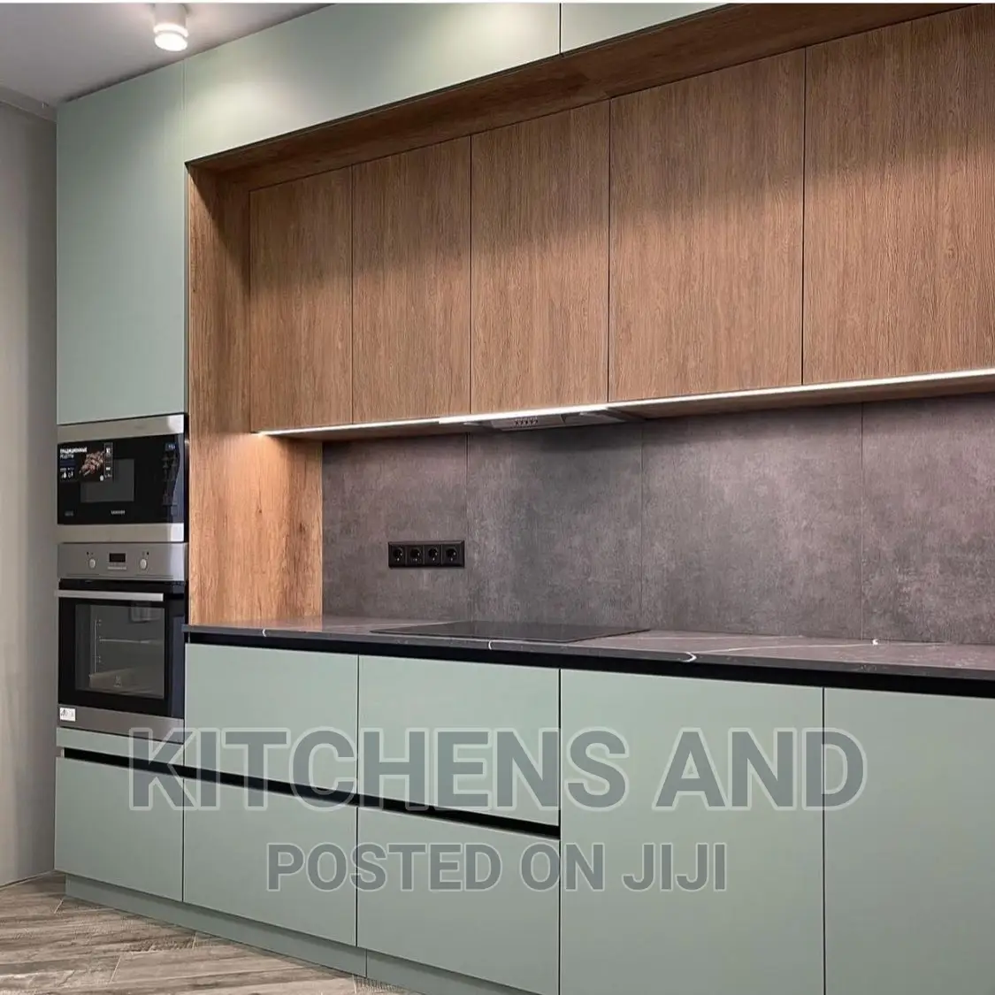 Luxurious Kitchen Cabinet.