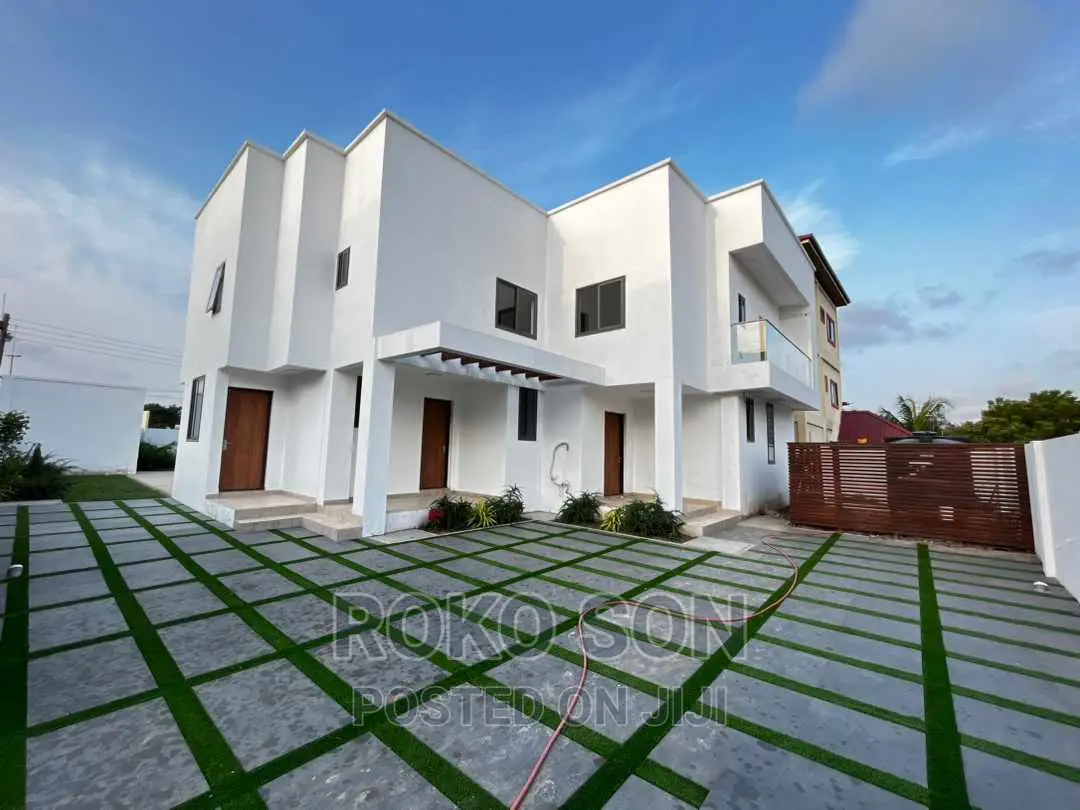 4bdrm Duplex in Dr Roko, East Legon for sale