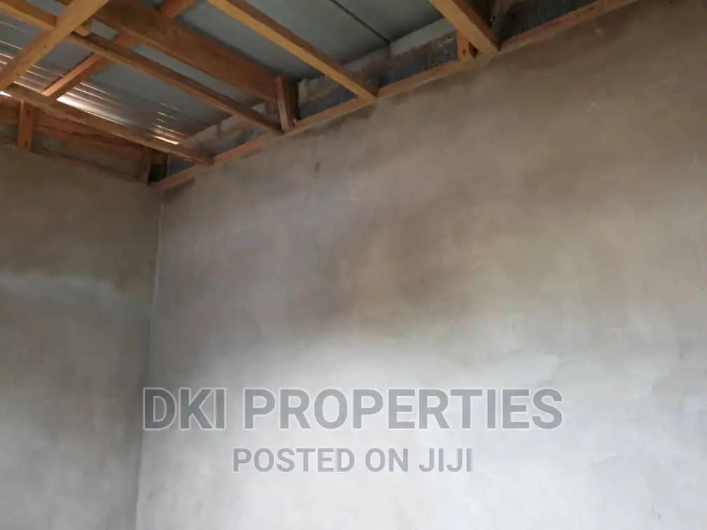 4bdrm House in Dki Properties, Danfa for sale