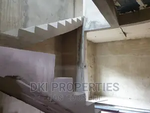 4bdrm House in Dki Properties, Danfa for sale