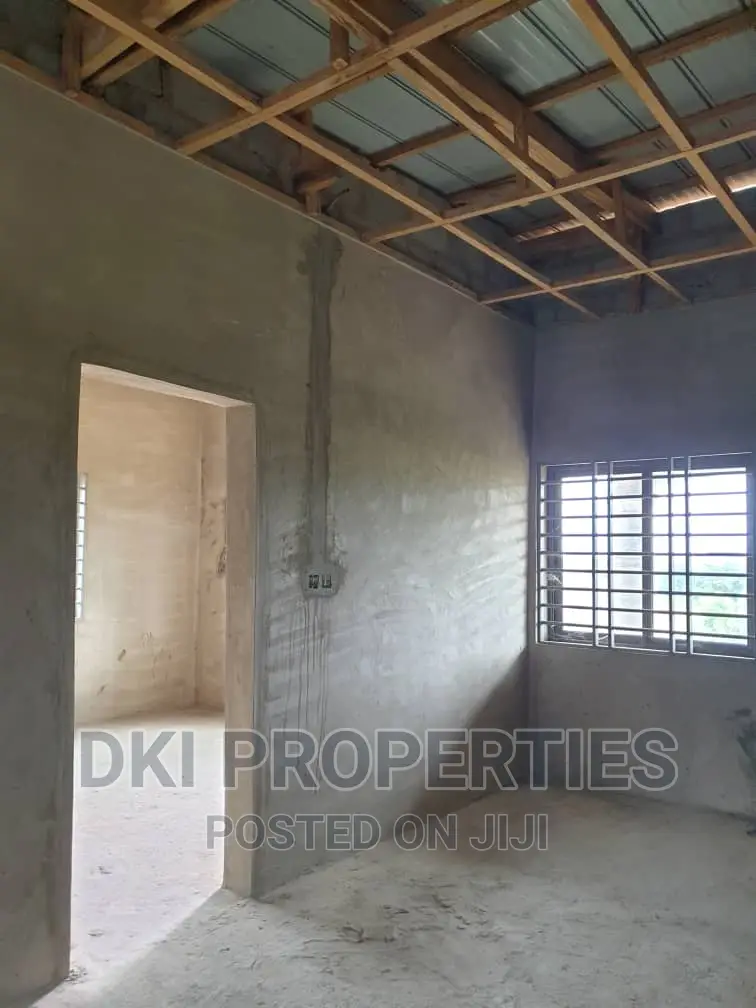 4bdrm House in Dki Properties, Danfa for sale