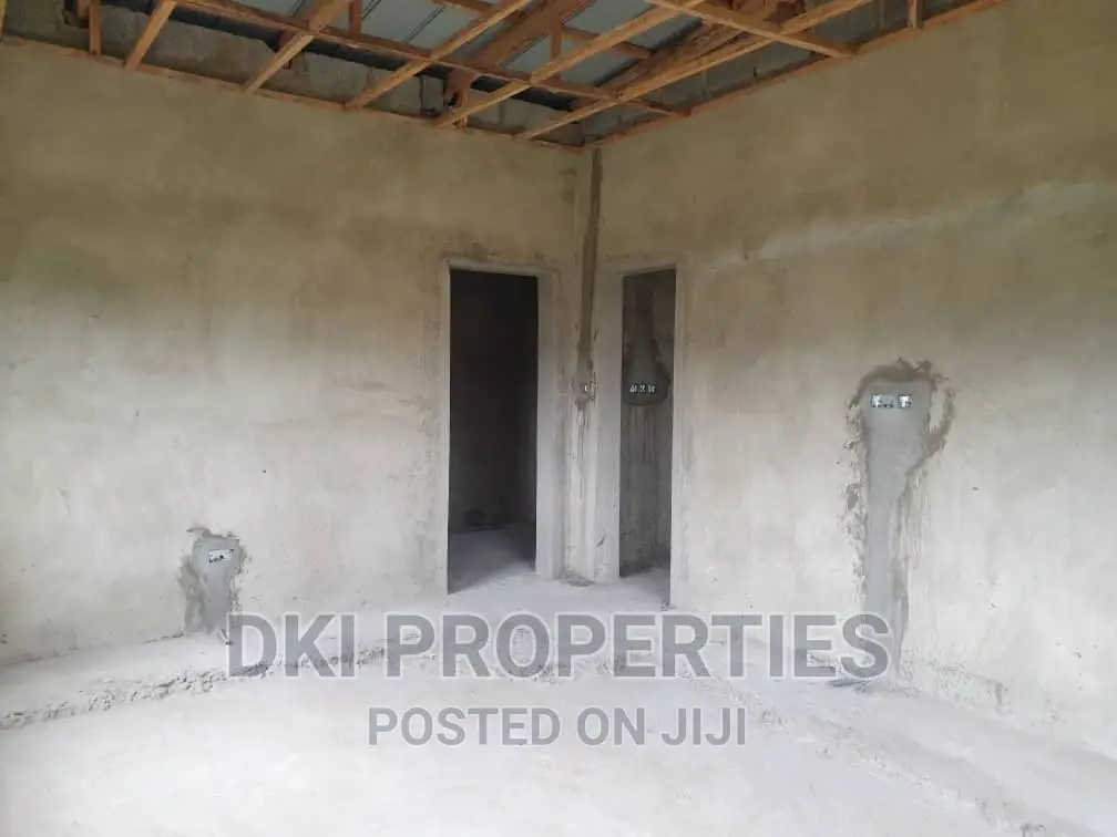 4bdrm House in Dki Properties, Danfa for sale