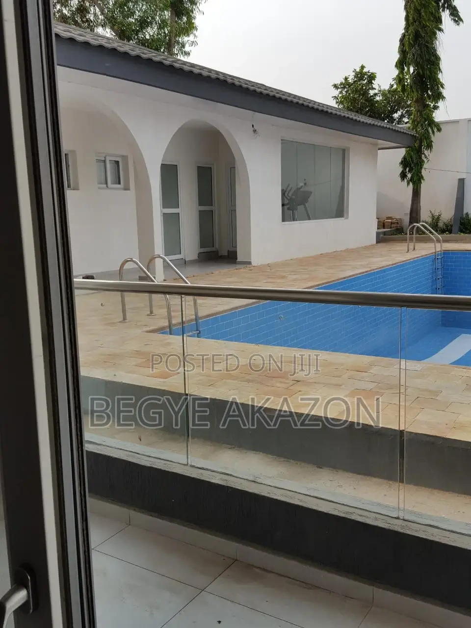 3bdrm Apartment in Near Villagio, Airport Residential Area for sale