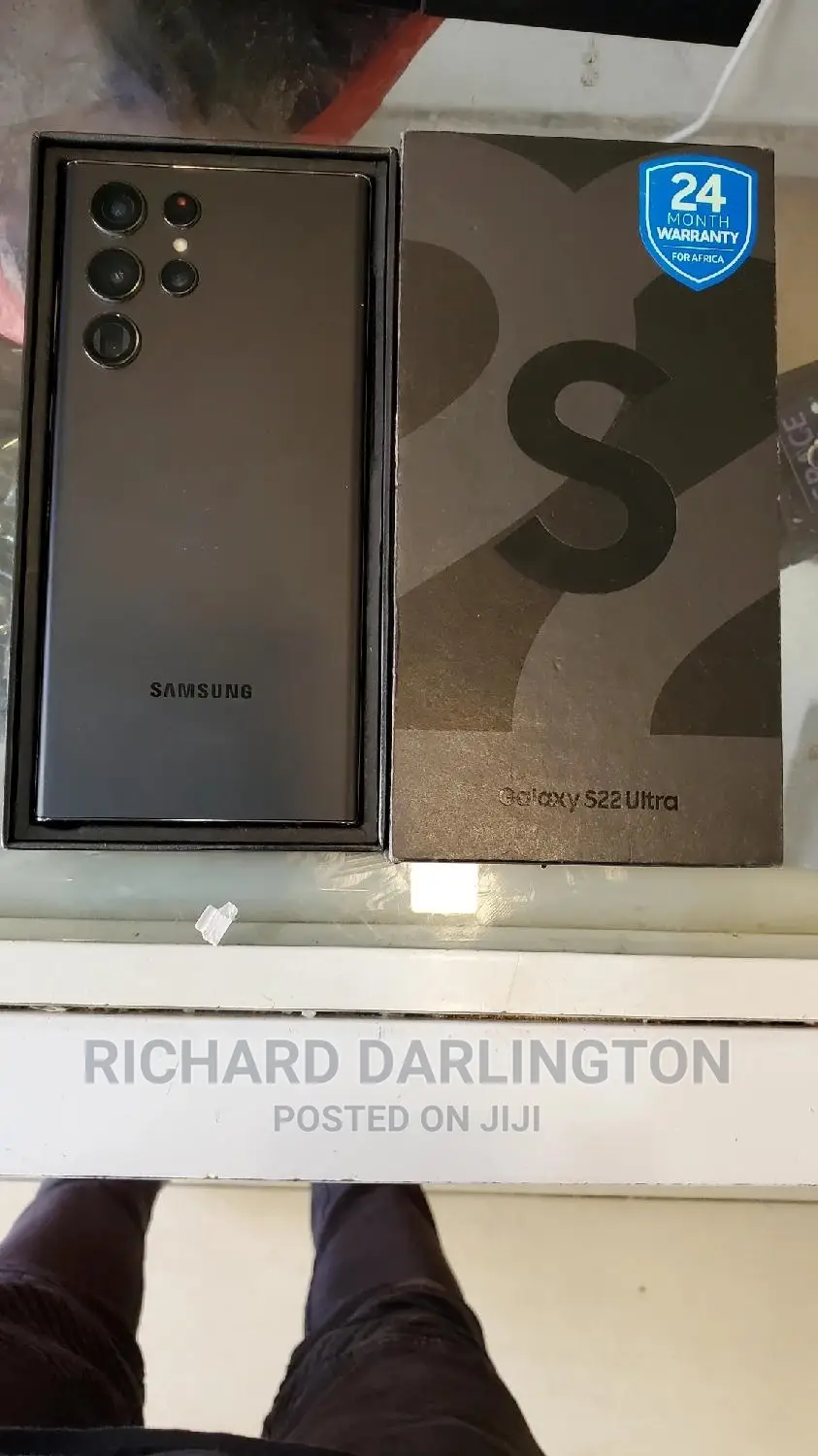 New Samsung Galaxy S22 Ultra 128 GB Black