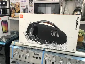 Photo - Boombox 3 Bluetooth Speaker Automatic Sound System