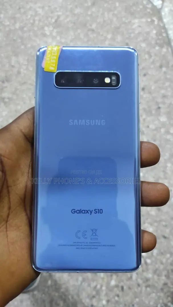New Samsung Galaxy S10 128 GB Blue