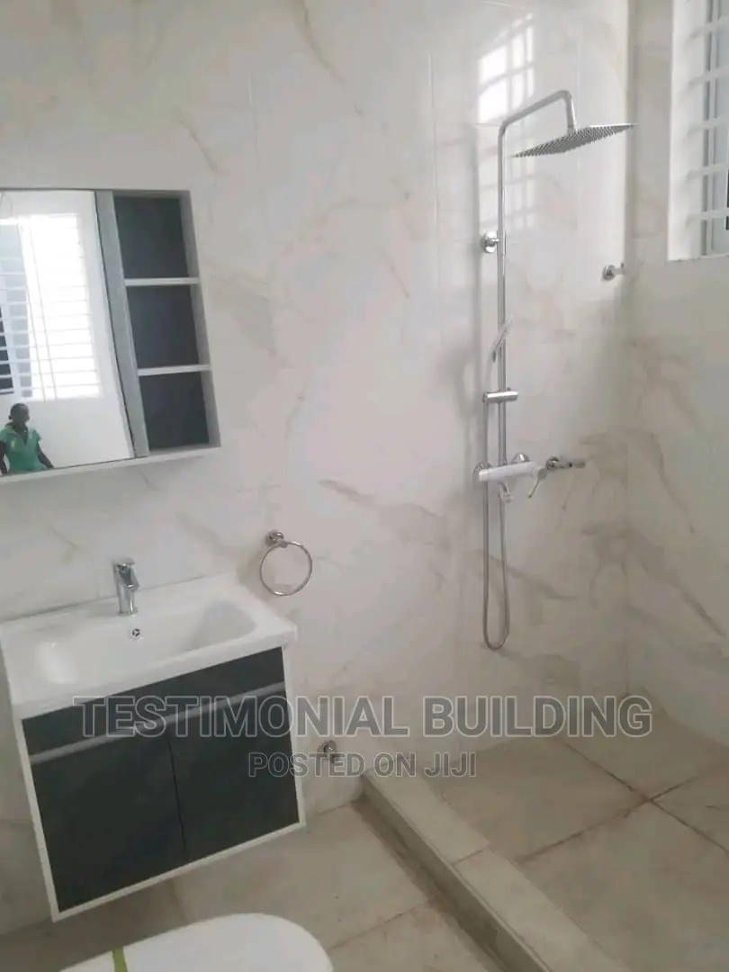 4bdrm House in Testimonial Building, Lake Side Estate for sale