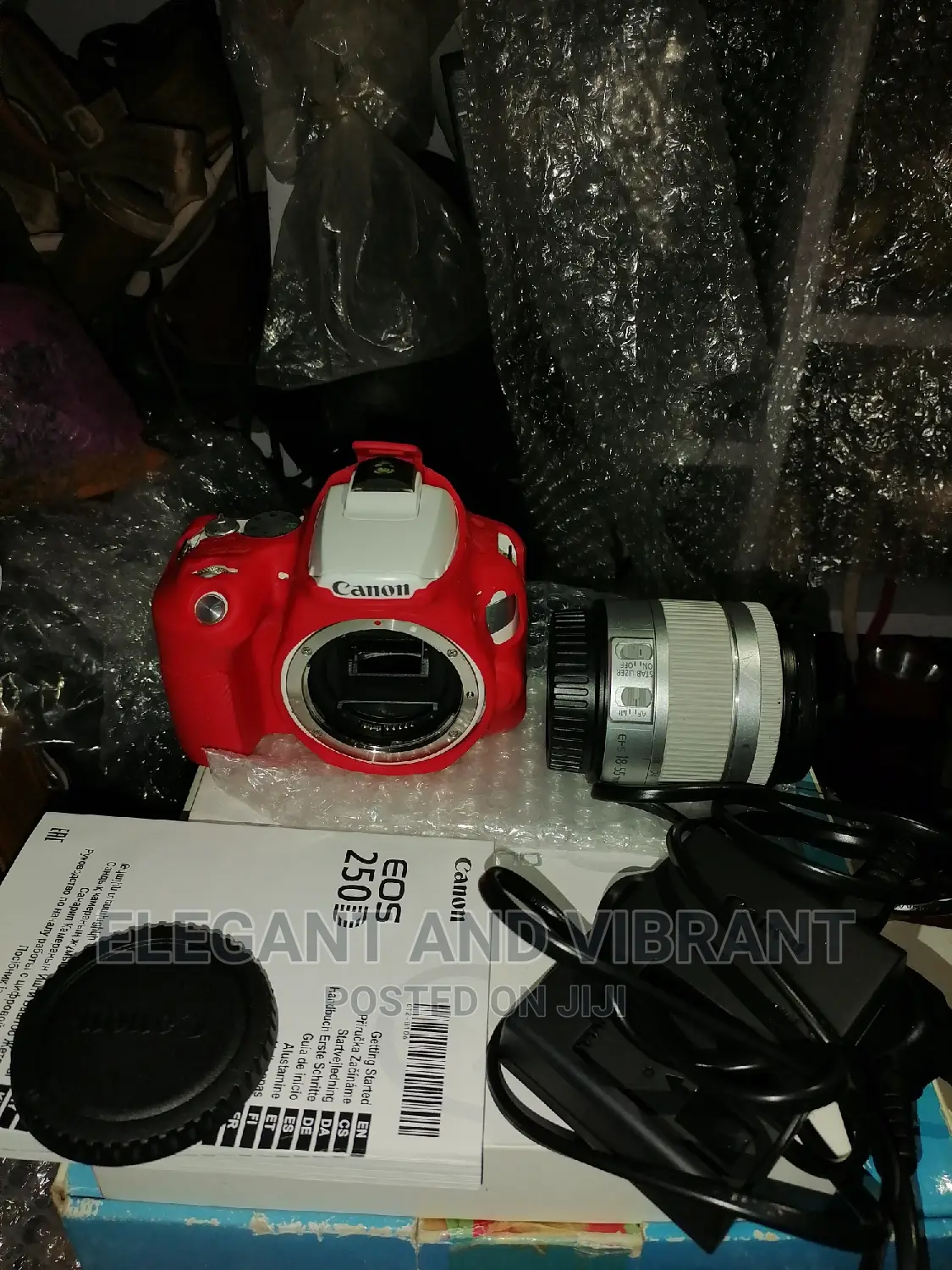 Canon Eos 250d in Very Little Use Condition