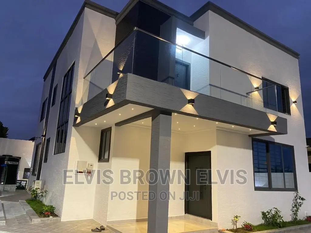 4bdrm House in Botwe Lakesid for sale