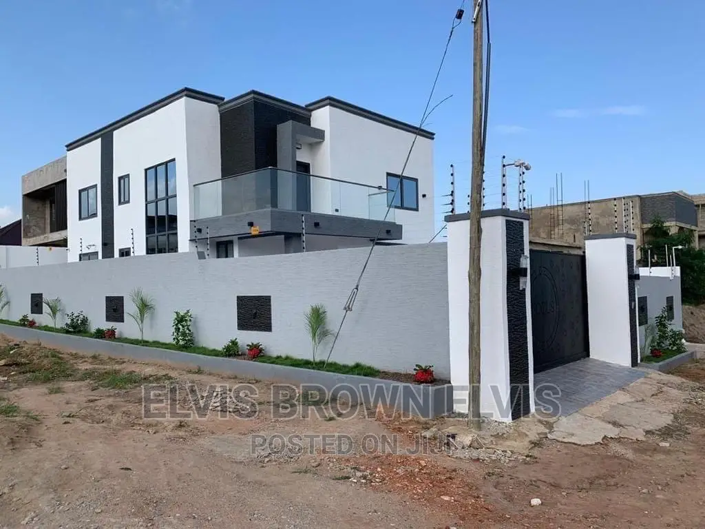 4bdrm House in Botwe Lakesid for sale