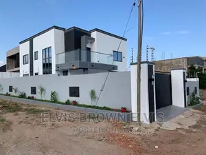 4bdrm House in Botwe Lakesid for sale