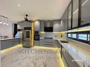 Modern Kitchen Cabinet