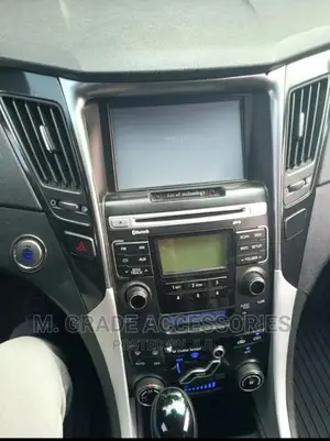Sonata (High N Low End) Android Player Carplay Android Auto