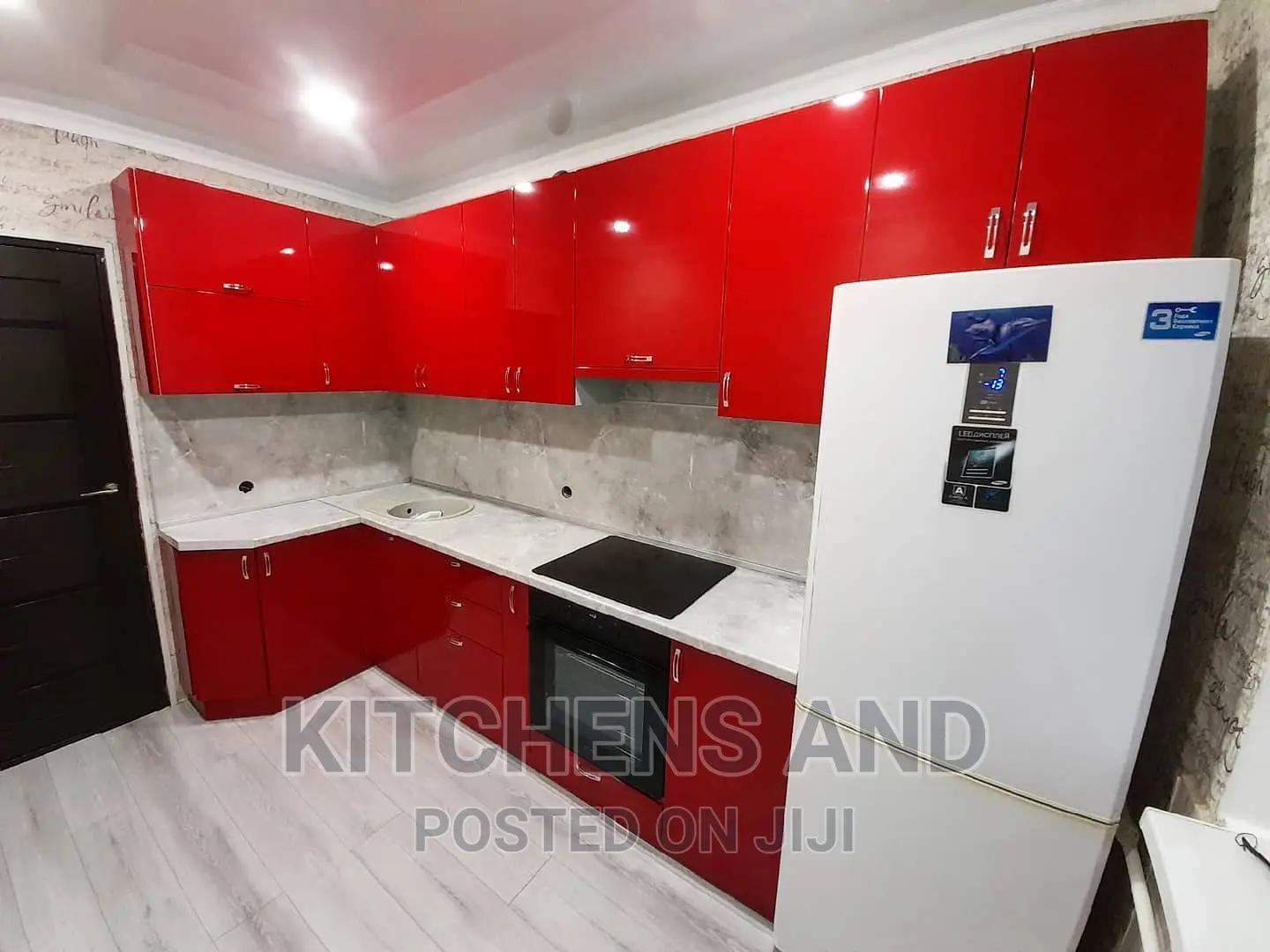 Luxurious Kitchen Cabinet